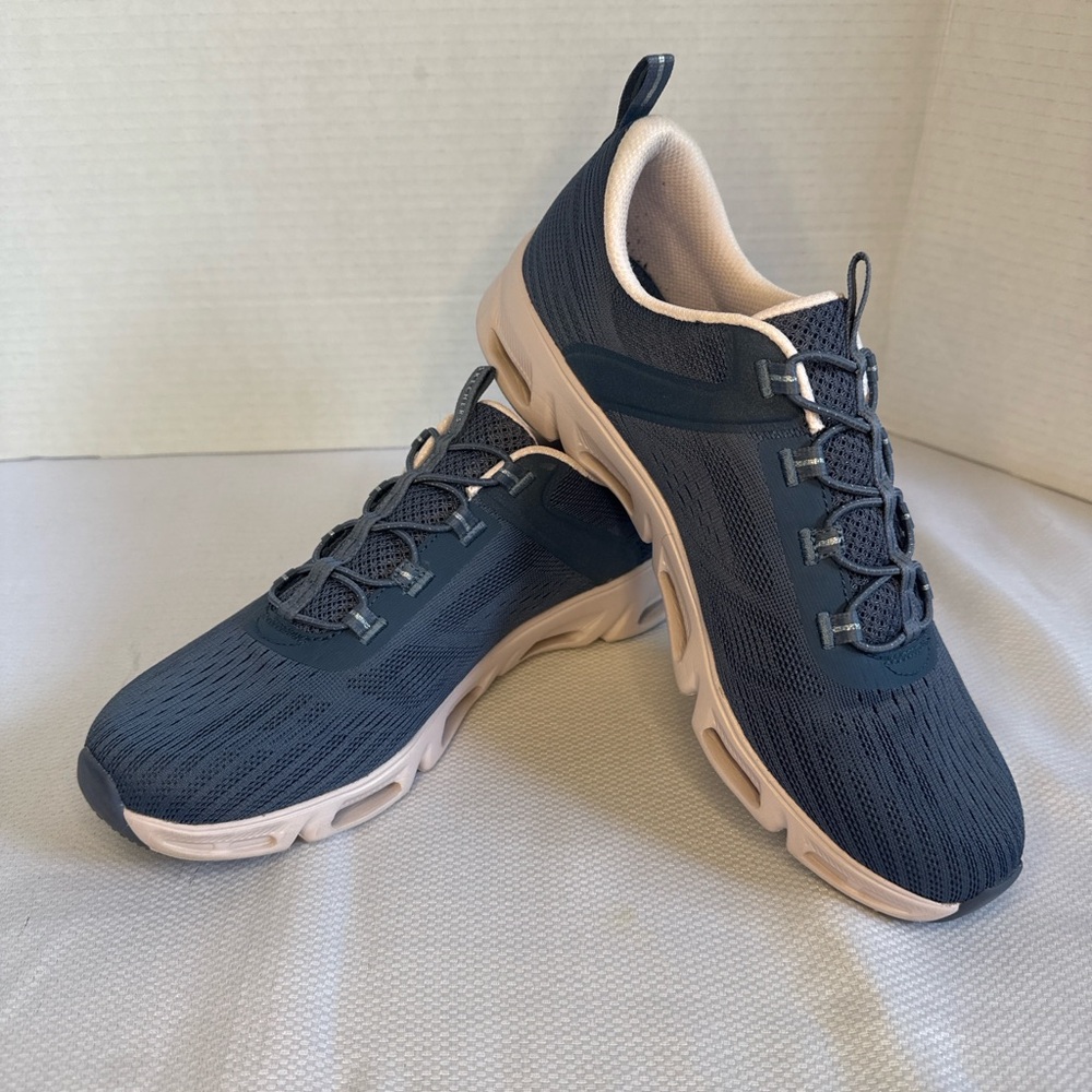 Skechers Women’s Memory Foam Slip On Sneakers Blue Comfort Shoes Sz 8